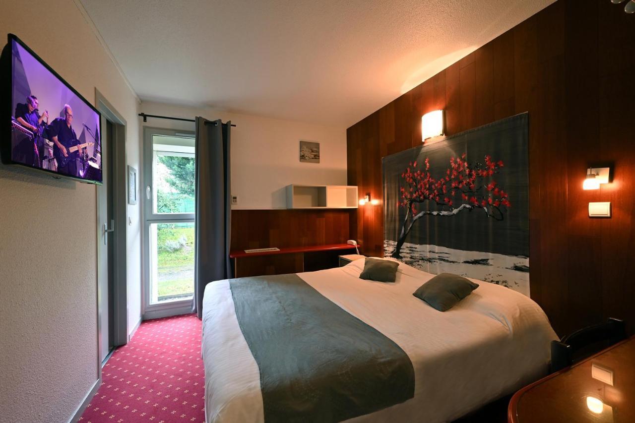 Logis Hotel Horus Restaurant Les Bruyeres Toulenne ภายนอก รูปภาพ
